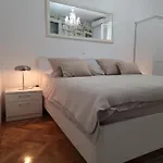 Ani Διαμέρισμα *
